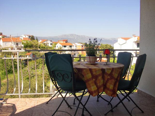 Apartment Marina Слатине Экстерьер фото